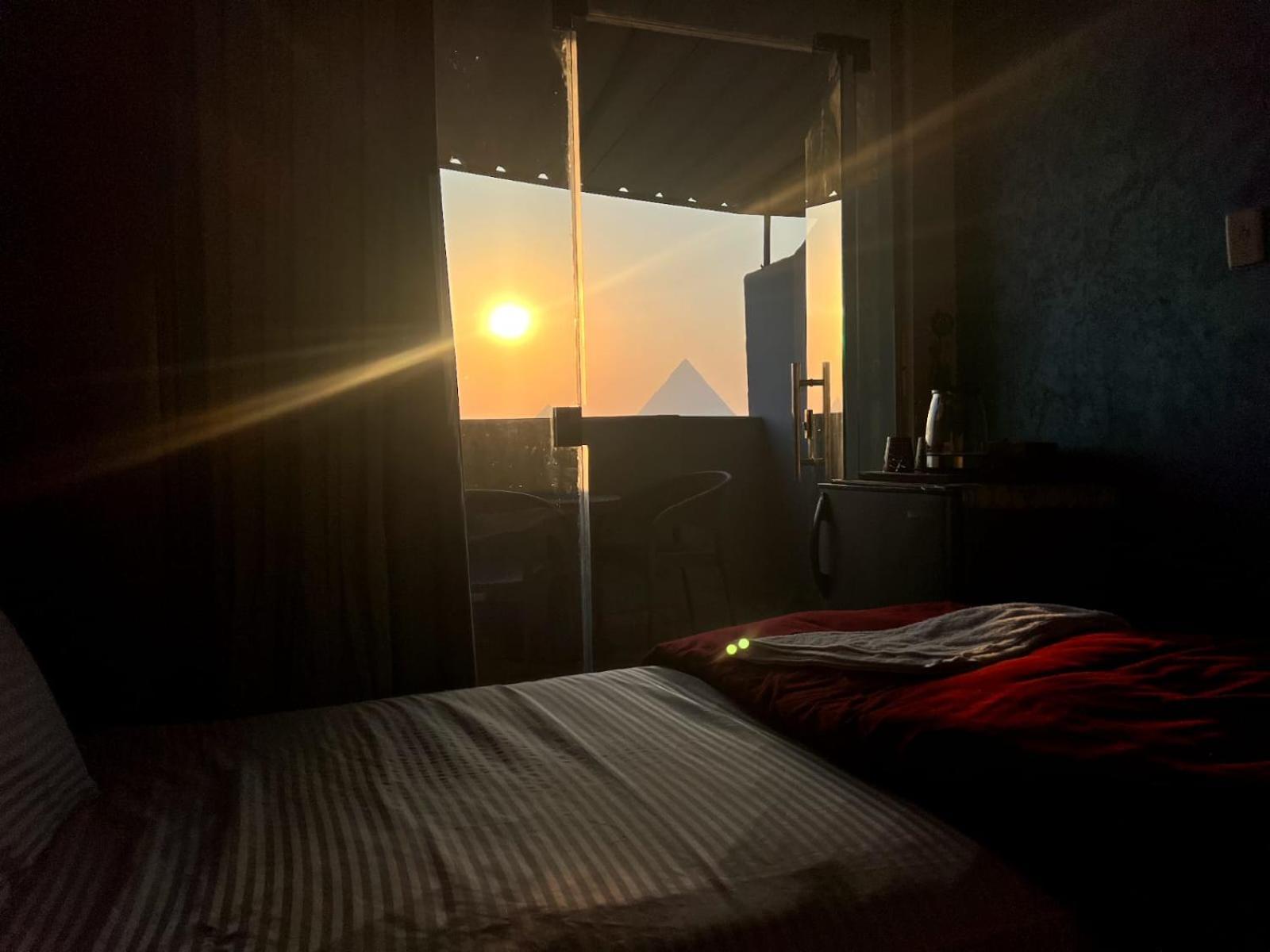 ホテル Orion Pyramids View Kafret el-Gabal エクステリア 写真